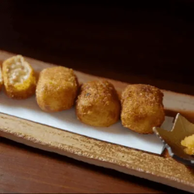 蟹味噌入り<br>カニクリームコロッケ